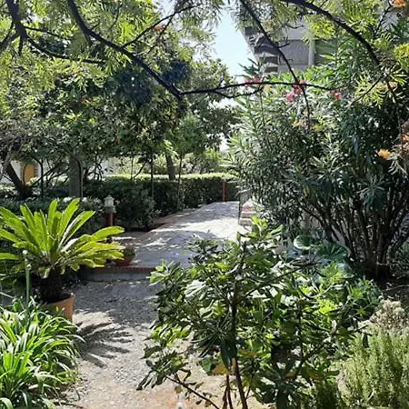 Casa Gazzano בית נופש *