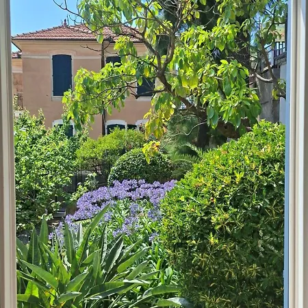 בית נופש Casa Gazzano אימפריה